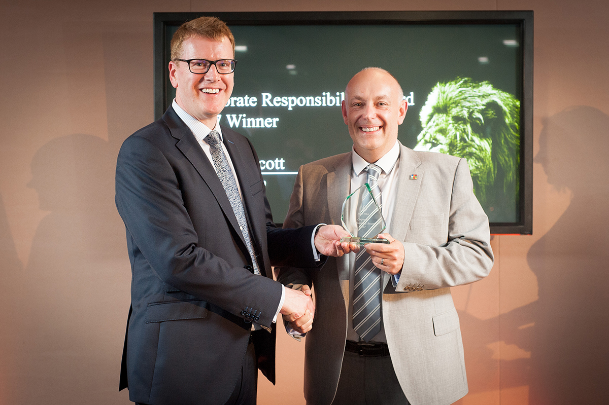 IOD Director General Stephen Martin (Left) and Ascot Group Managing Director Andrew Scott (Right)