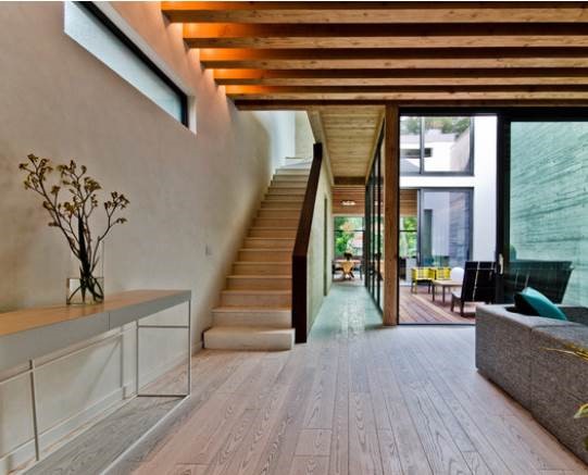 Top 12 tips on how to take better photos to showcase your craftsmanship